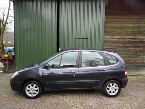 Renault Scénic - 1.6 16V - 1