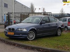BMW 3-serie - 320i Executive AIRCO/ELEK.R/ELEK SCHUIFDAK/NAP
