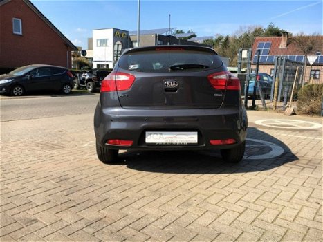 Kia Rio - €7500, - 1.1i CRDI - 1