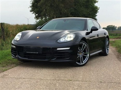 Porsche Panamera - Prachtige in topstaat €47.500 3.0 V6 - 1