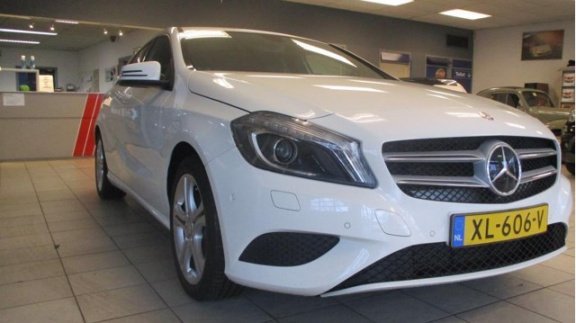 Mercedes-Benz A-klasse - 180 Prestige - 1