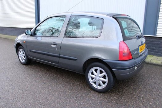 Renault Clio - 1.6 RXE /AIRCO - 1