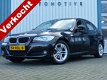 BMW 3-serie - 318d Gr Navi/ Pdc/Ecc/Trekhaak/NL/ Auto TOP ONDERHOUDEN - 1 - Thumbnail