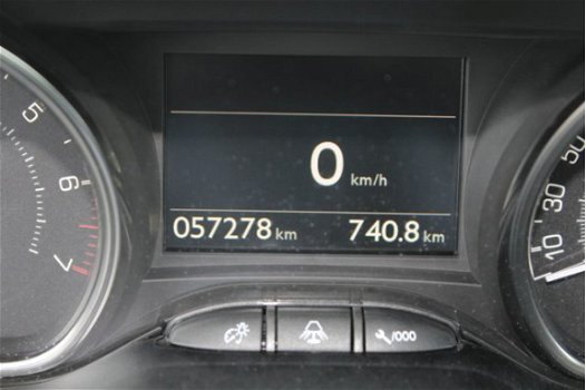Peugeot 2008 - 1.2 110pk ALLURE CLIMA/NAVI/PAN.DAK - 1