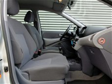 Nissan Almera Tino - 1.8 Tekna *Klimaatreg.*Trekhaak*Camera*Navigatie