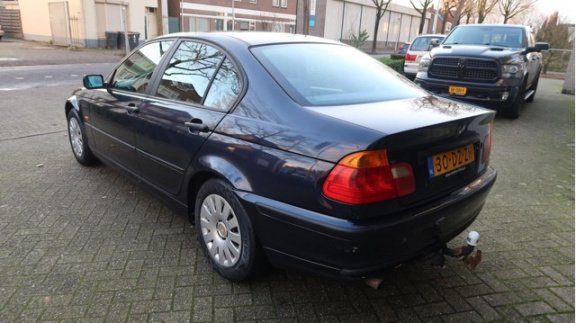 BMW 3-serie - 316i Executive AIRCO/TREHAAK/APK 11-20/NAP - 1