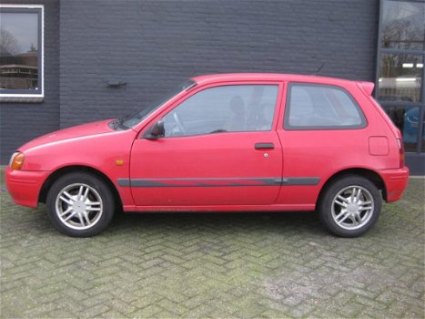 Toyota Starlet - 1.3-16V Red Sallaerts uitvoering - 1