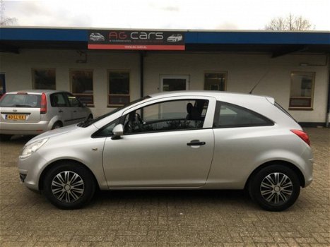 Opel Corsa - 1.2 16V 3 DEURS SPORT EDITION + AIRCO - 1