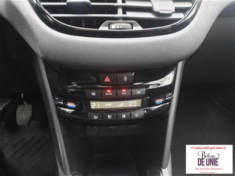 Peugeot 208 - Executive 1.2 Navigatie Clima - 1