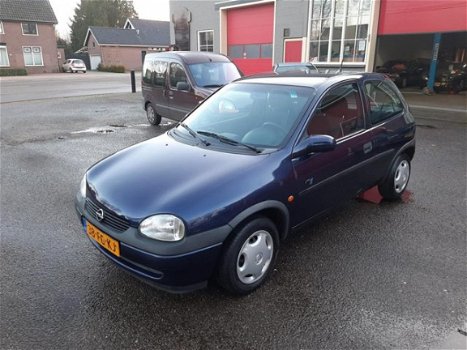 Opel Corsa - 1.2i-16V Onyx met nieuwe APK - 1