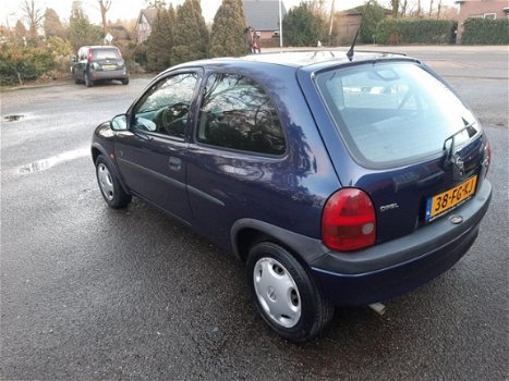 Opel Corsa - 1.2i-16V Onyx met nieuwe APK - 1