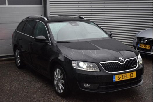 Skoda Octavia Combi - 1.6 Tdi 110pk Greenline Businessline *XENON/NAVI - 1