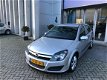 Opel Astra - 1.6 Executive NAVI AIRCO CRUISE INRUIL MOGELIJK - 1 - Thumbnail