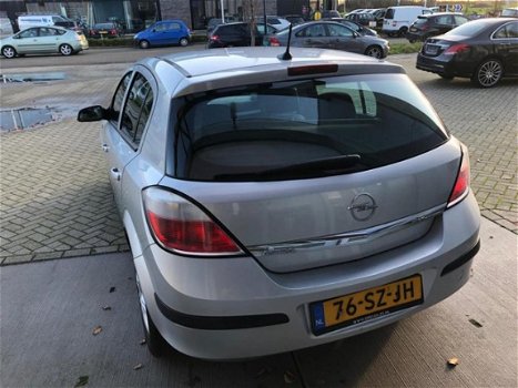 Opel Astra - 1.6 Executive NAVI AIRCO CRUISE INRUIL MOGELIJK - 1