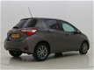 Toyota Yaris - 1.5 Hybrid Dynamic - 1 - Thumbnail