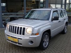 Jeep Patriot - 2.4 Sport Adventure 4wd Airco Cruise Lm.velgen Navi Elec.pakket