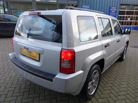 Jeep Patriot - 2.4 Sport Adventure 4wd Airco Cruise Lm.velgen Navi Elec.pakket - 1