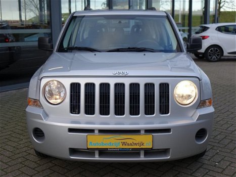 Jeep Patriot - 2.4 Sport Adventure 4wd Airco Cruise Lm.velgen Navi Elec.pakket - 1