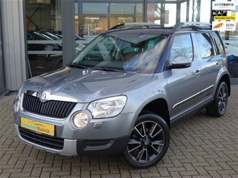 Skoda Yeti - 1.4 TSI Greentech Ambition Airco Navi Cruise Panoramadak Pdc Lm.velgen Elec.pakket Radi - 1