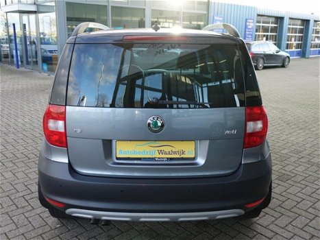 Skoda Yeti - 1.4 TSI Greentech Ambition Airco Navi Cruise Panoramadak Pdc Lm.velgen Elec.pakket Radi - 1