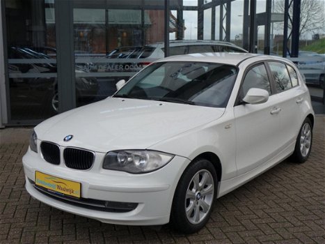 BMW 1-serie - 116i 5 Deurs Airco Lm.velgen Elec.pakket Pdc Stoelverwarming Radio/cd/aux - 1