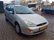 Ford Focus Wagon - 1.4-16V Ambiente APK/5 drs /elek.ramen/2sleutels/boekjes - 1 - Thumbnail