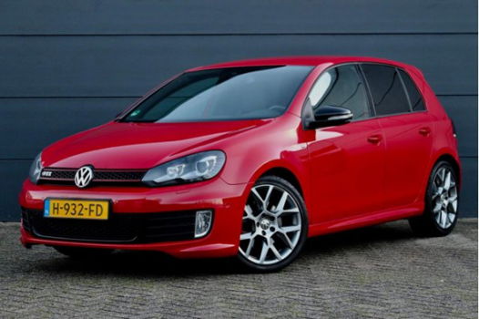 Volkswagen Golf - 2.0 GTI Edition 35 (235PK, NIEUWSTAAT, XENON, DEALER ONDERHOUDEN, STOELVERWARMING, - 1