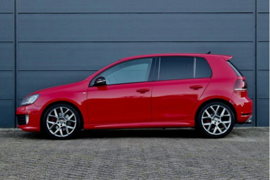 Volkswagen Golf - 2.0 GTI Edition 35 (235PK, NIEUWSTAAT, XENON, DEALER ONDERHOUDEN, STOELVERWARMING, - 1