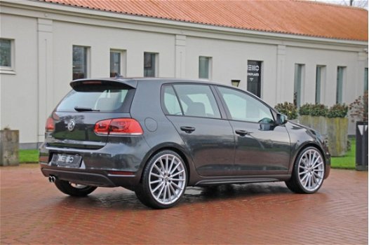 Volkswagen Golf - 2.0 GTD - NL auto - xenon - navigatie - cruise control - aut. inparkeren - climatr - 1