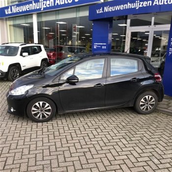 Peugeot 208 - 1.2 VTi Blue Lease Navi, Airco, Cruise controle info: dhr Elbers 0492-588982 whatsap 0 - 1