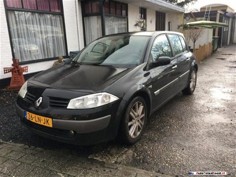 Renault Mégane - 1.6 16V Privilège Luxe - 1