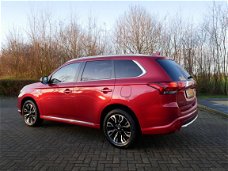 Mitsubishi Outlander - 2.0 PHEV instyle+ 4x4 Leder Addaptive Xenon Navi Full