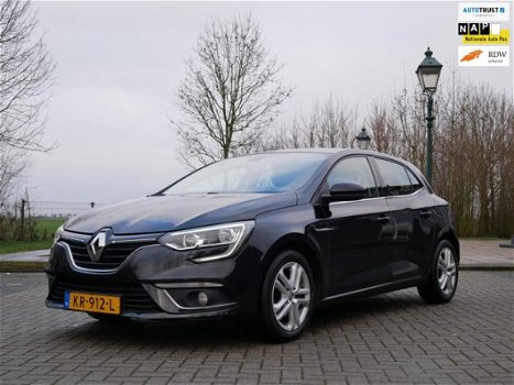 Renault Mégane - 1.5 dCi Zen 110pk Navi ACC LED - 1