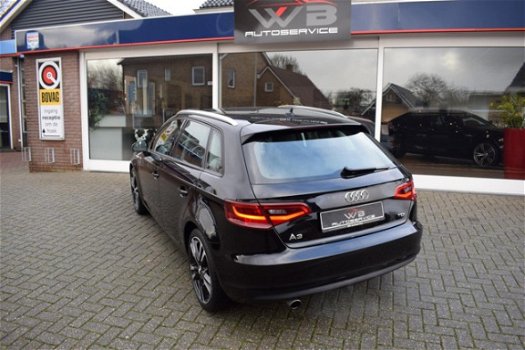 Audi A3 Sportback - 1.6 TDI Ambition Pro Line plus Navigatie Xenon S-Tronic - 1