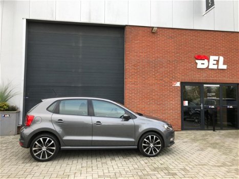 Volkswagen Polo - 1.4 TDI Comfortline Groot NAVI, Camera, PDC V+A, Climate control NAP, BTW - 1