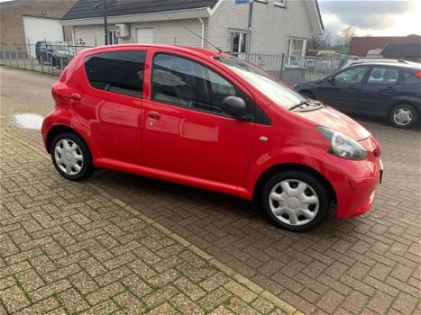 Toyota Aygo - 1.0-12V nieuwe apk airco mooie auto - 1