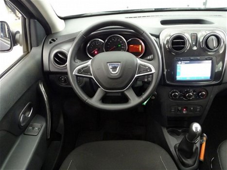 Dacia Logan MCV - 0.9 TCe Laureate | navigatie | parkeersensoren en -camera achter | cruise control - 1