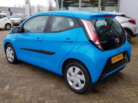 Toyota Aygo - 1.0 VVT-i x-play bluetooth appele carplay - 1