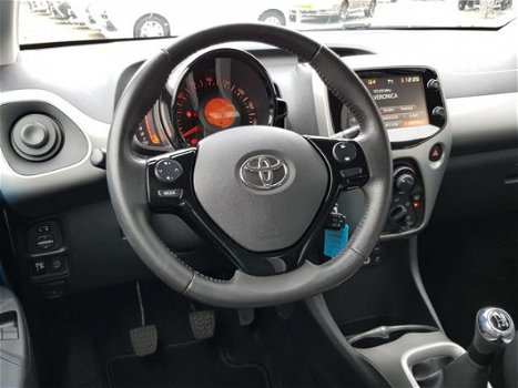 Toyota Aygo - 1.0 VVT-i x-play bluetooth appele carplay - 1