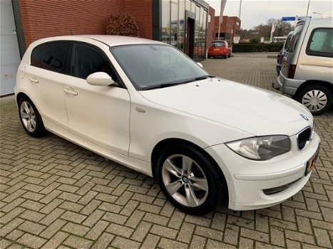 BMW 1-serie - 116i Introduction 5 drs Airco nette staat - 1