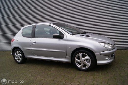 Peugeot 206 - 1.6-16V 3DRS Quiksilver INCL NW APK - 1