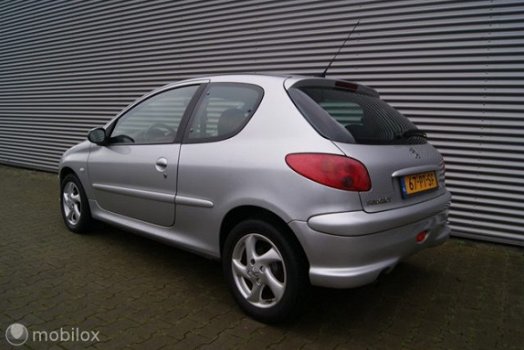 Peugeot 206 - 1.6-16V 3DRS Quiksilver INCL NW APK - 1