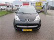 Peugeot 107 - 1.0-12V XS Zeer nette 107 met boeken en dubbele sleutel - 1 - Thumbnail