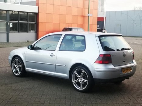 Volkswagen Golf - 1.6-16V Airco (rijd schakel perfect) - 1