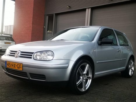 Volkswagen Golf - 1.6-16V Airco (rijd schakel perfect) - 1