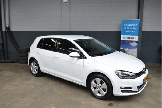 Volkswagen Golf - 1.2 TSI Highline 110pk 1e eigenaar, Foto's volgen Xenon, Actieve Cruise Control, N - 1