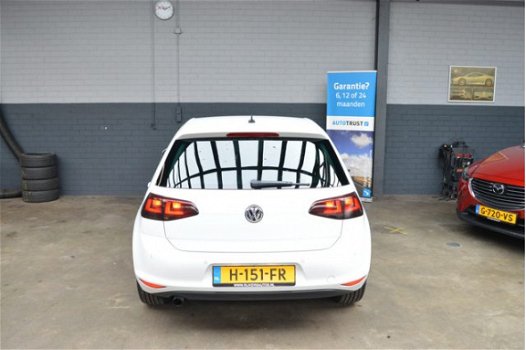 Volkswagen Golf - 1.2 TSI Highline 110pk 1e eigenaar, Foto's volgen Xenon, Actieve Cruise Control, N - 1