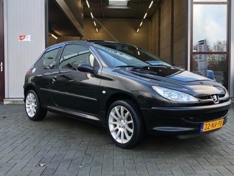 Peugeot 206 - 1.4 Pop' Art ///NIEUWE APK/// - 1