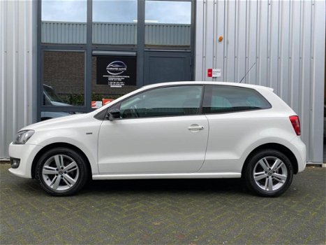 Volkswagen Polo - 1.2 highline match veel opties airco navi pdc cruise control stoelverwarming etc - 1