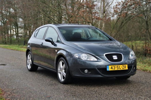 Seat Leon - 1.6 Stylance | 17 inch lichtmetaal | NAP - 1